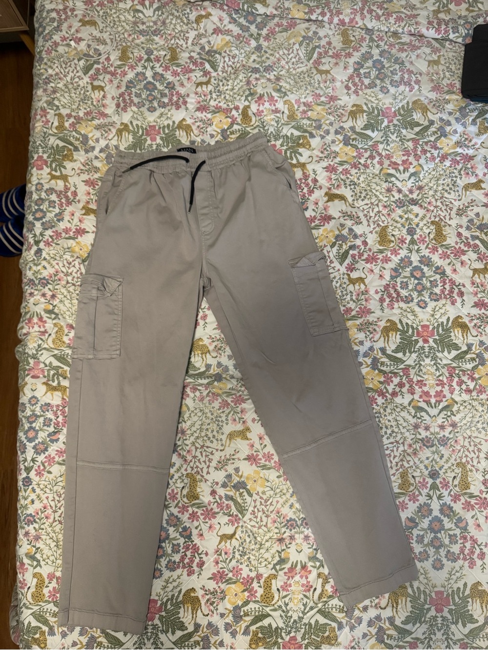 Boohoo Men's Cargo Pants - Light Taupe